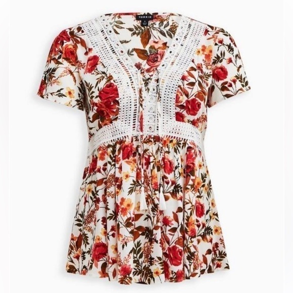 Torrid 6x Babydoll Crinkle Gauze Crochet Inset Lace-Up Top - Picture 2 of 7